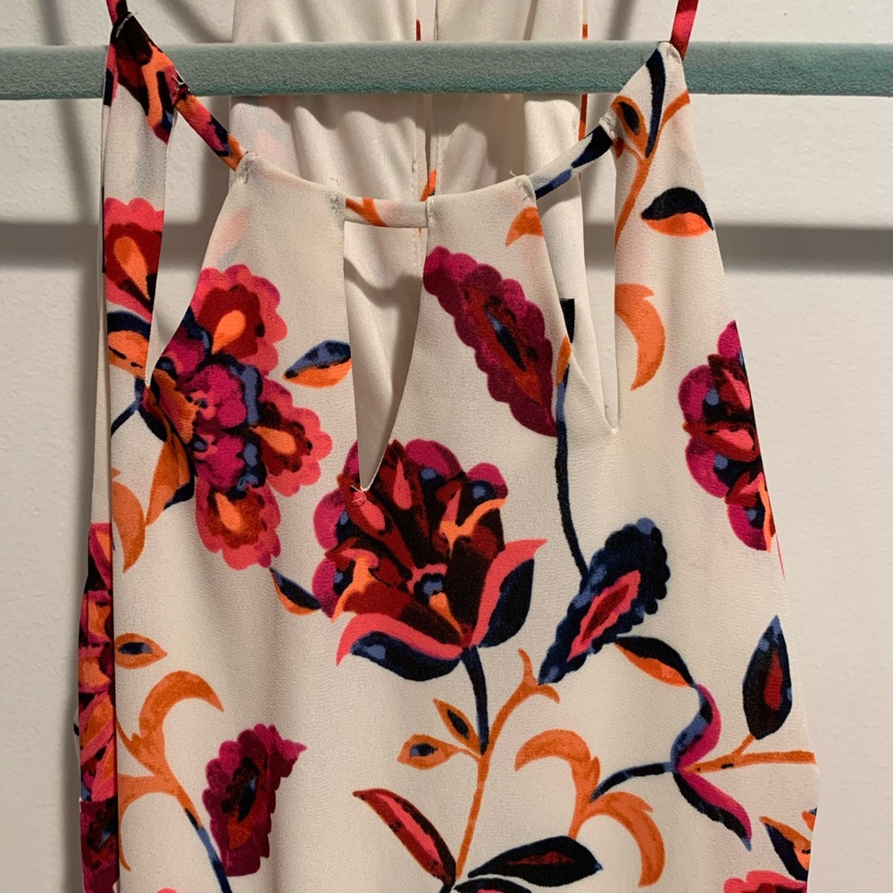 Express Dress - Picture 2 of 8